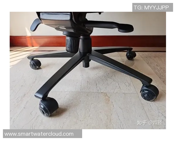 提升游戏体验的电竞椅选购指南让你在和平精英中更胜一筹