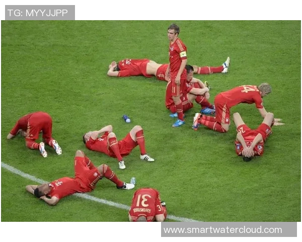 激情四溢的足球歌曲与热血舞蹈的完美结合让我们一起感受运动的魅力