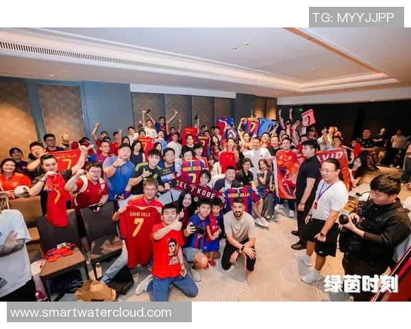 足球帅哥露丁魅力四射的精彩瞬间照片分享与球迷互动 足球帅哥露丁魅力四射的精彩瞬间照片分享与球迷互动